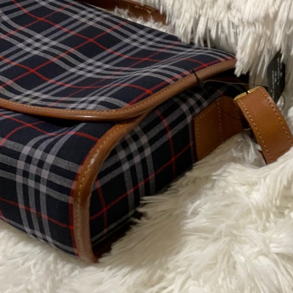 VINTAGE BURBERRY MADE IN ENGLAND - Picture 2 of 9